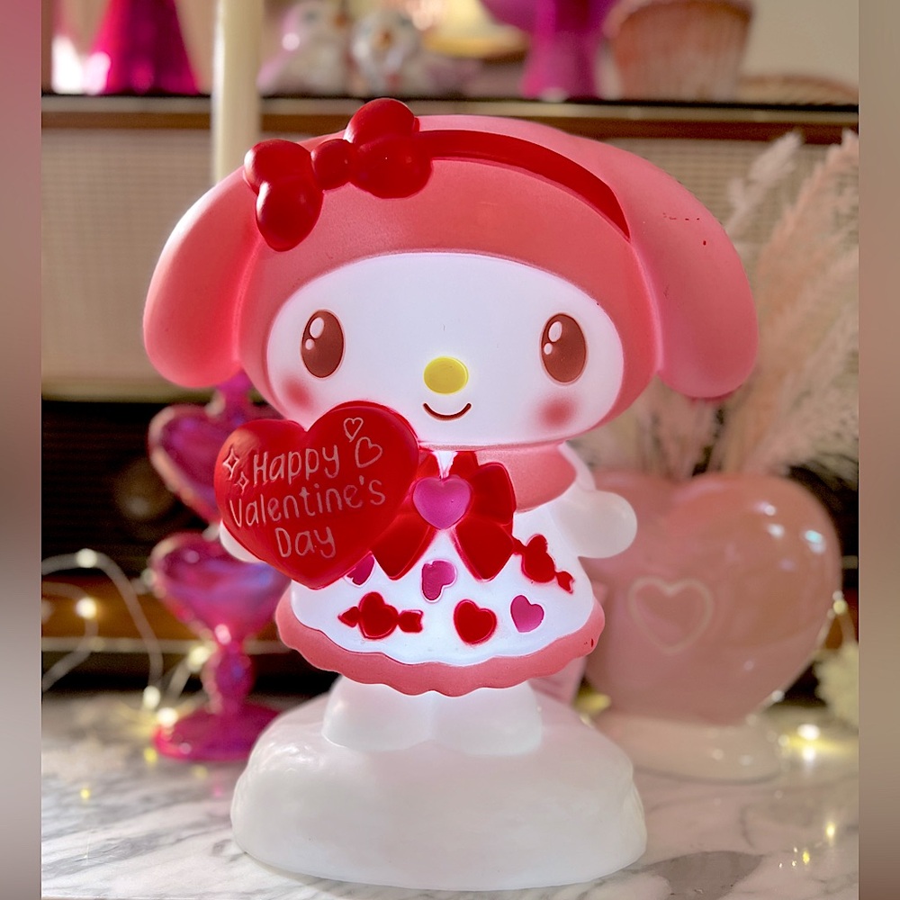 ✨NEW🩷Sanrio My Melody Valentine’s Day Blow Mold Decor💌